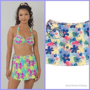Blackbough Swimwear Wrap Skirt, size Small